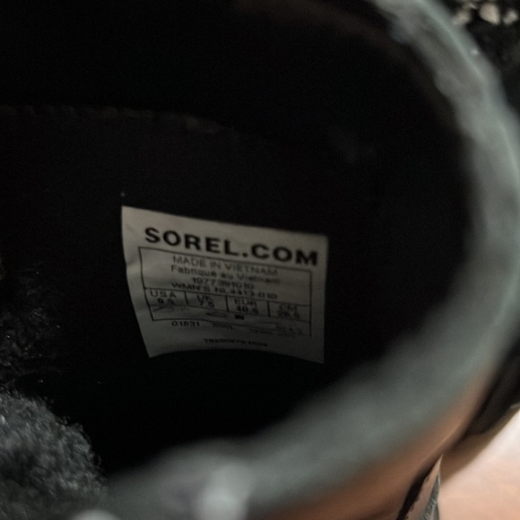 Sorel Lennox lazy Cozy Waterproof Lace-Up Boot - Picture 9 of 12